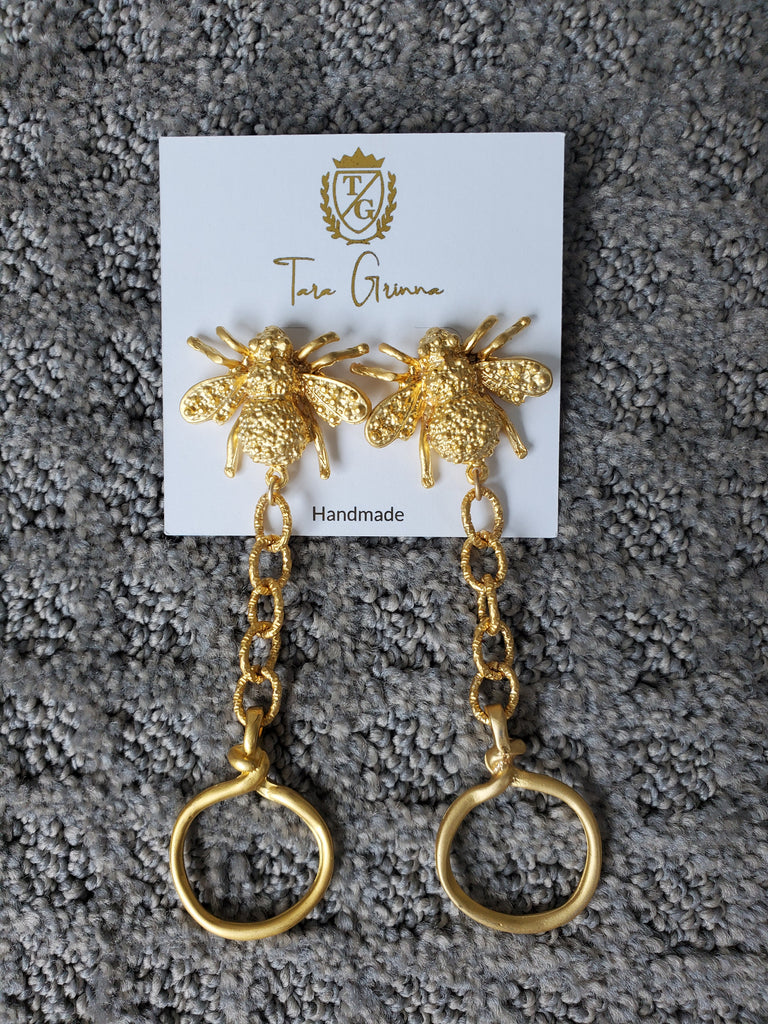 Bee Golden Dangle Earrings-(TG-910128)