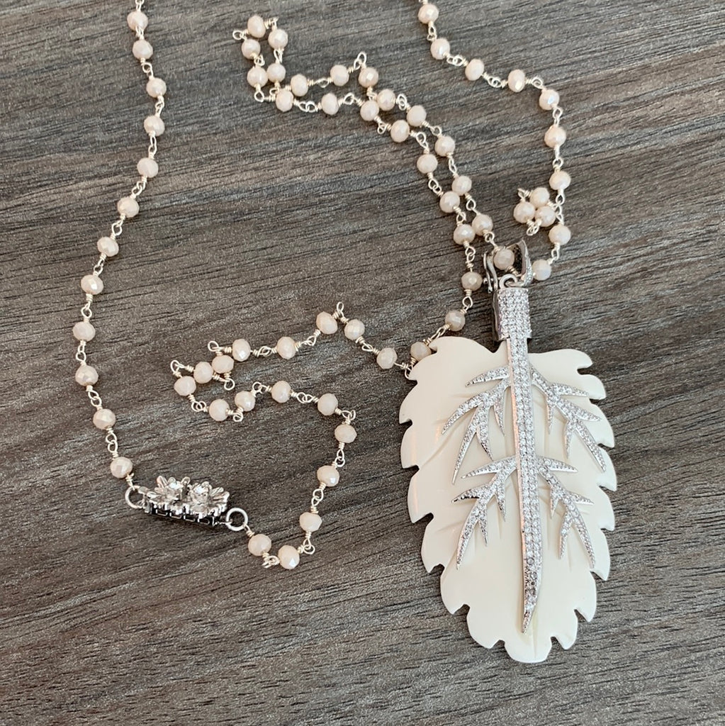 White Rhinestone Leaf Dangle Pendant Necklace-(TG-92161)