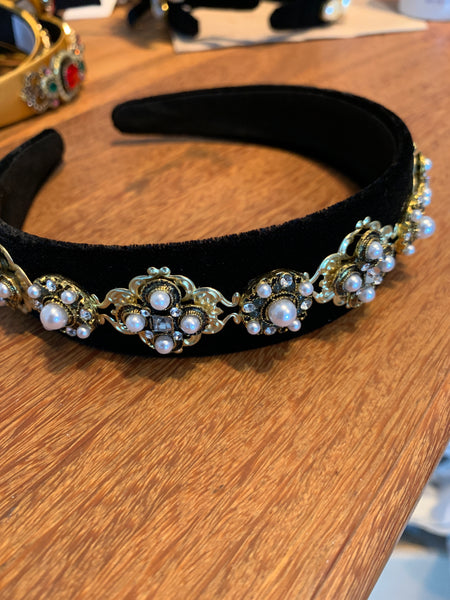 Luxury Baroque Pearl Crown Cluster Velvet Headband-(Style 590)